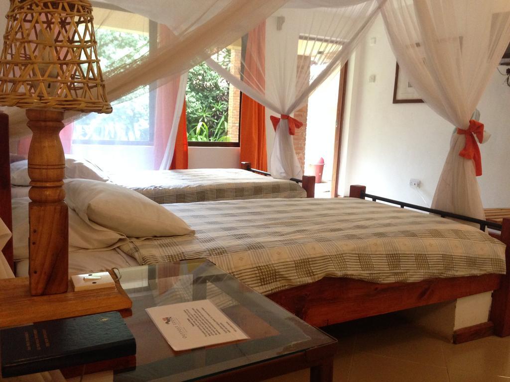 Outpost Lodge Αρούσα Δωμάτιο φωτογραφία